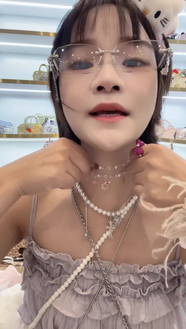 PVC格格家定制女包4883 小熊项链