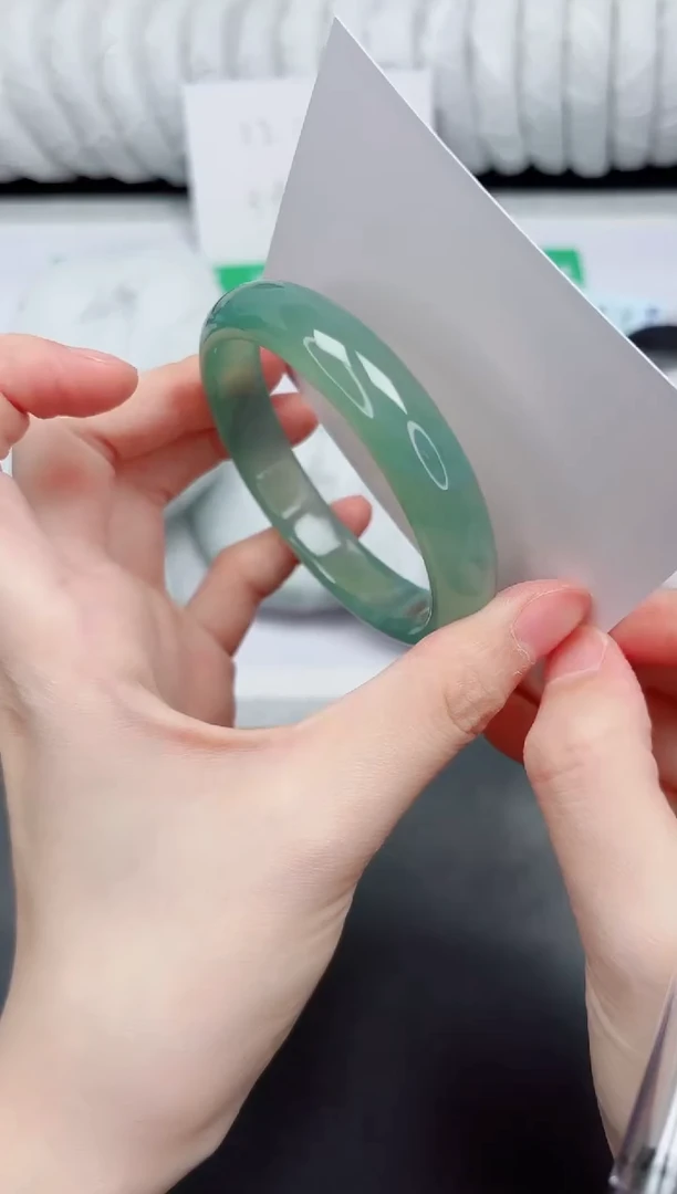 未镶嵌手镯石英质玉21-55.7