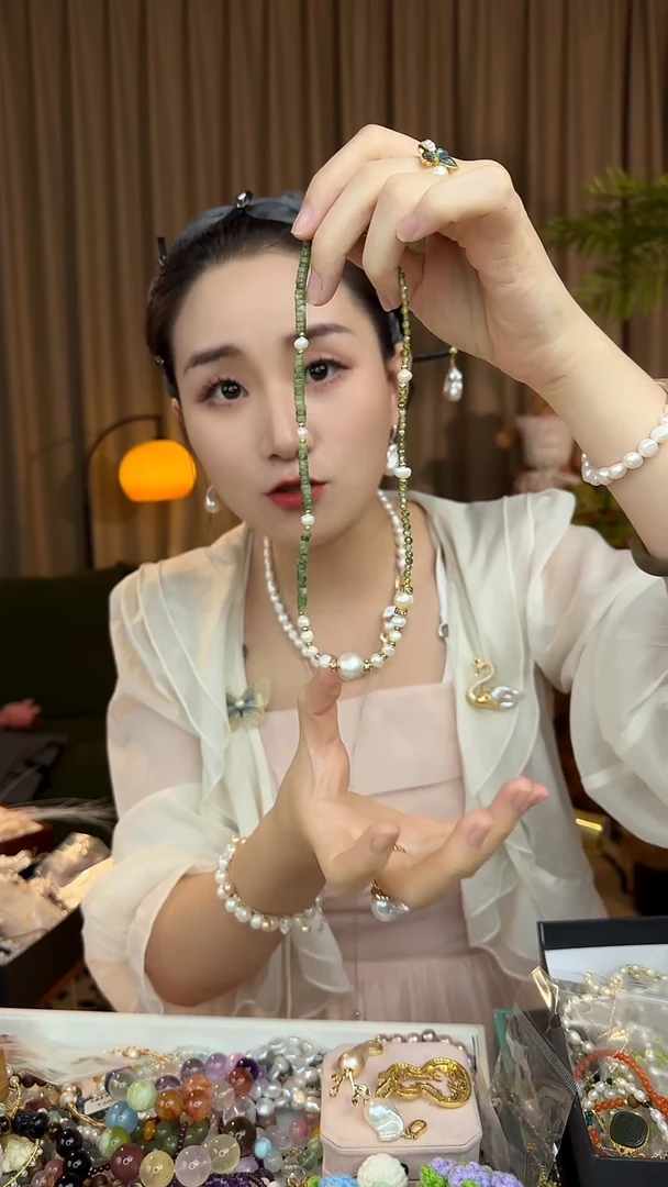 项链合金淡水珍珠绿龙珠项链