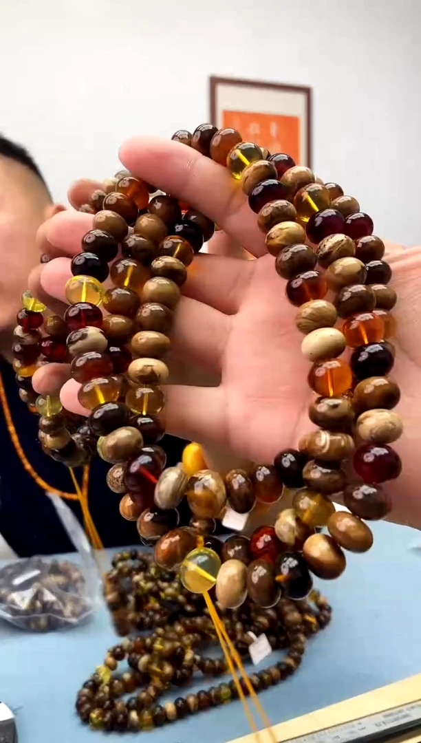 【闪购商品】琥珀珠宝奇石未镶嵌假一罚十，发一件