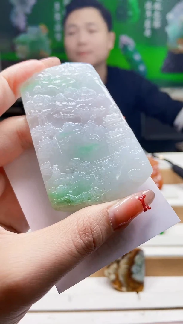 颈饰未镶嵌翡翠翡翠A货