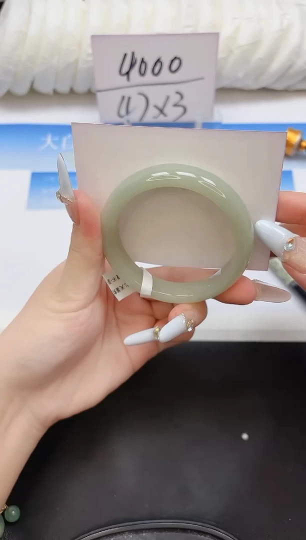 未镶嵌手镯石英质玉140-54.2