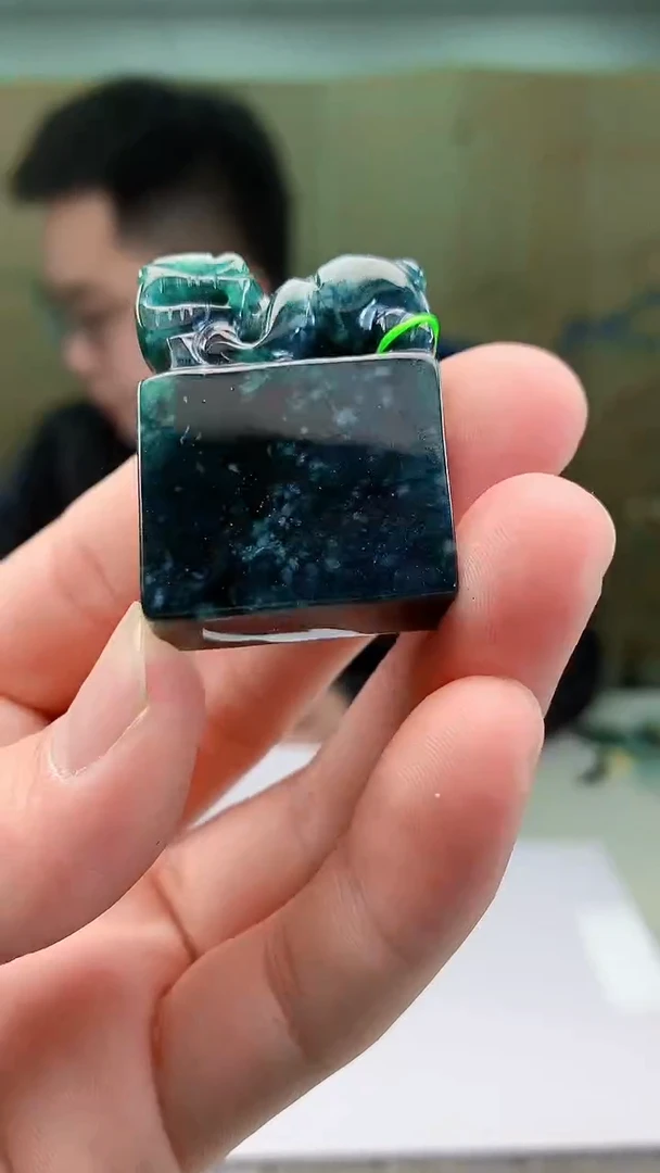 【闪购商品】定制翡翠未镶嵌5153bb-毛货挂件61