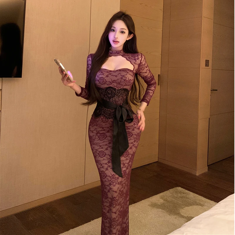纯欲性感风紫色蕾丝挂脖长袖连衣裙女收腰显瘦系带气质包臀长裙子