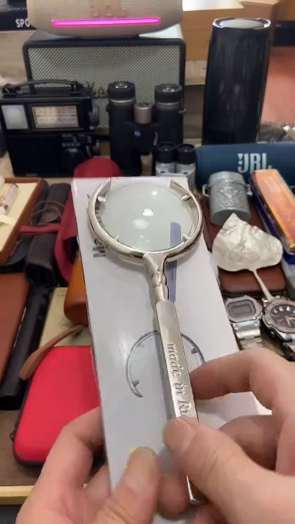 瓷片闪购商品  如图所示