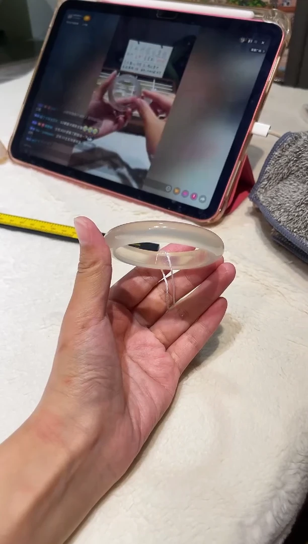 玛瑙/玉髓手镯未镶嵌50.6鉴赏期48小时