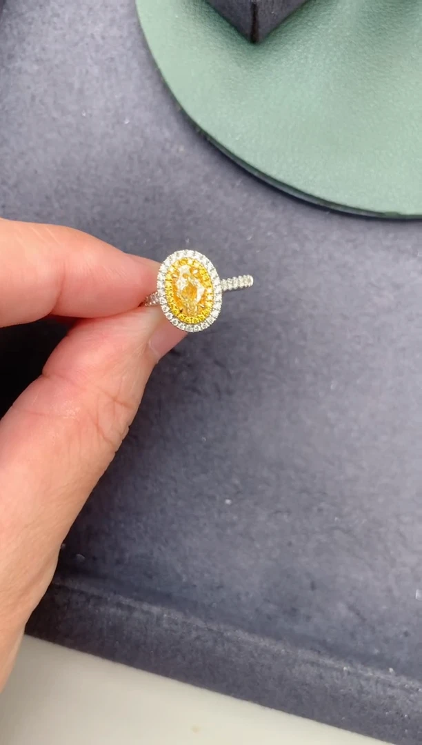 戒指/指环18K金镶嵌钻石1ct黄钻戒指  BE