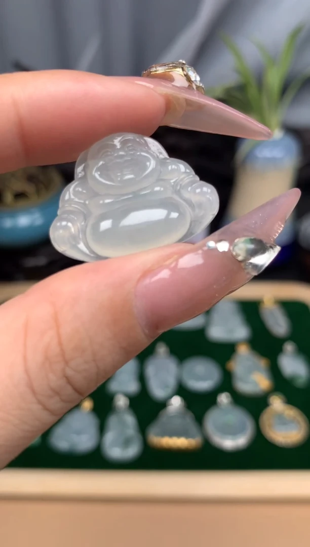 翡翠未镶嵌吊坠(不含链)佛公
