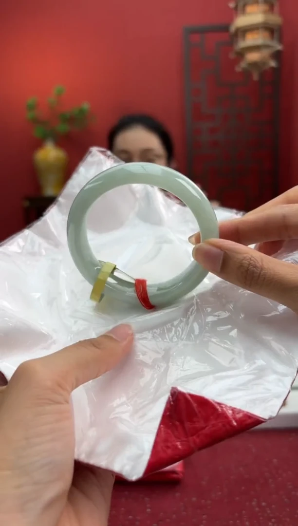 翡翠手镯未镶嵌7手镯