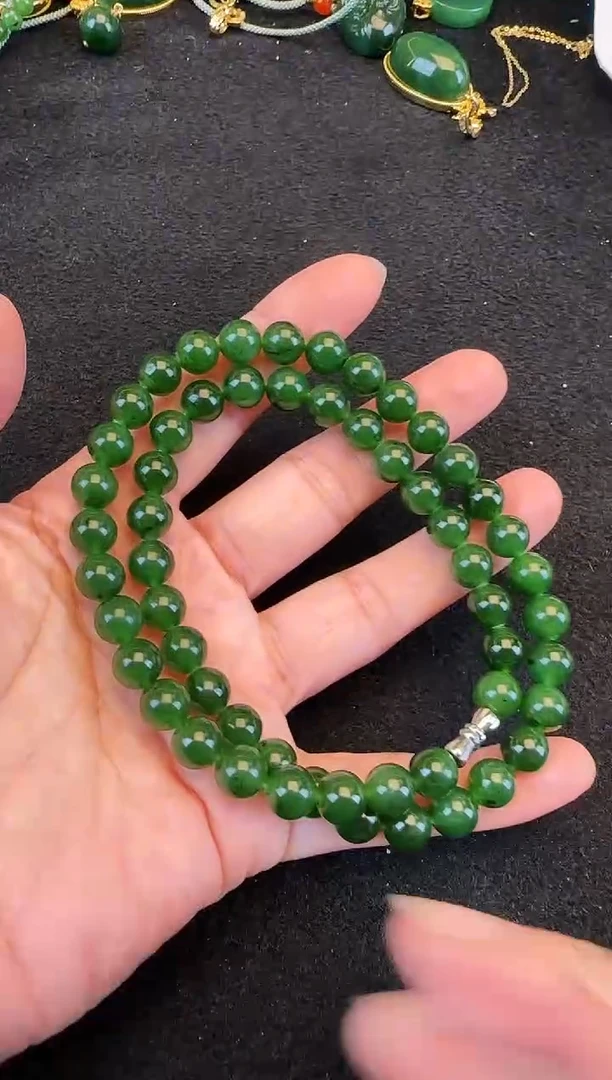 颈饰未镶嵌和田玉卡8妈妈链