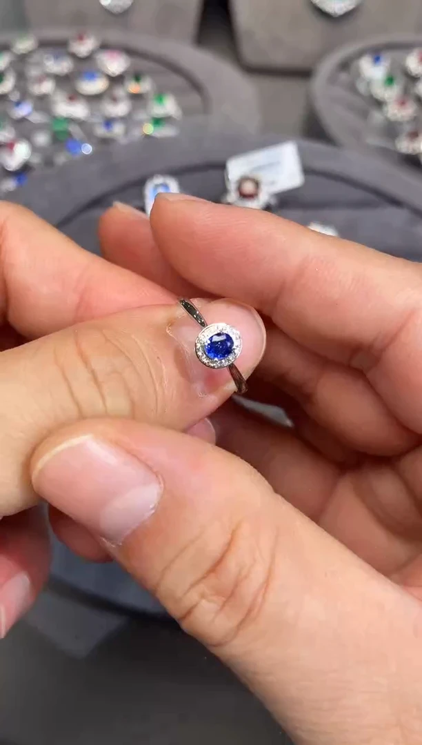 蓝宝石戒指18K金镶嵌【闪购】0.33ct/七天鉴赏