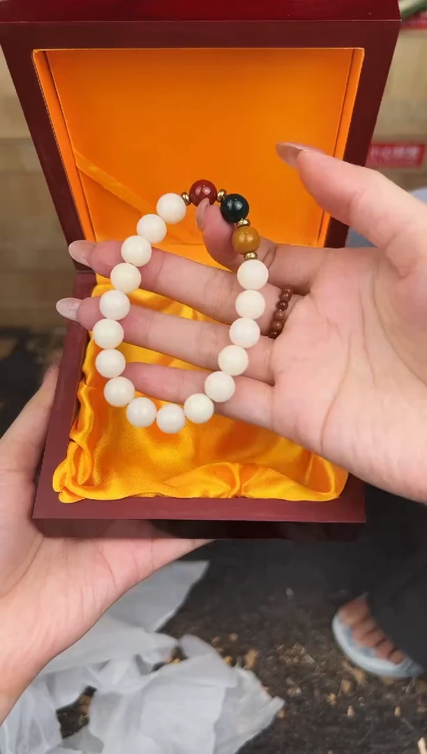 万家文玩阁白玉菩提链接@@sp012