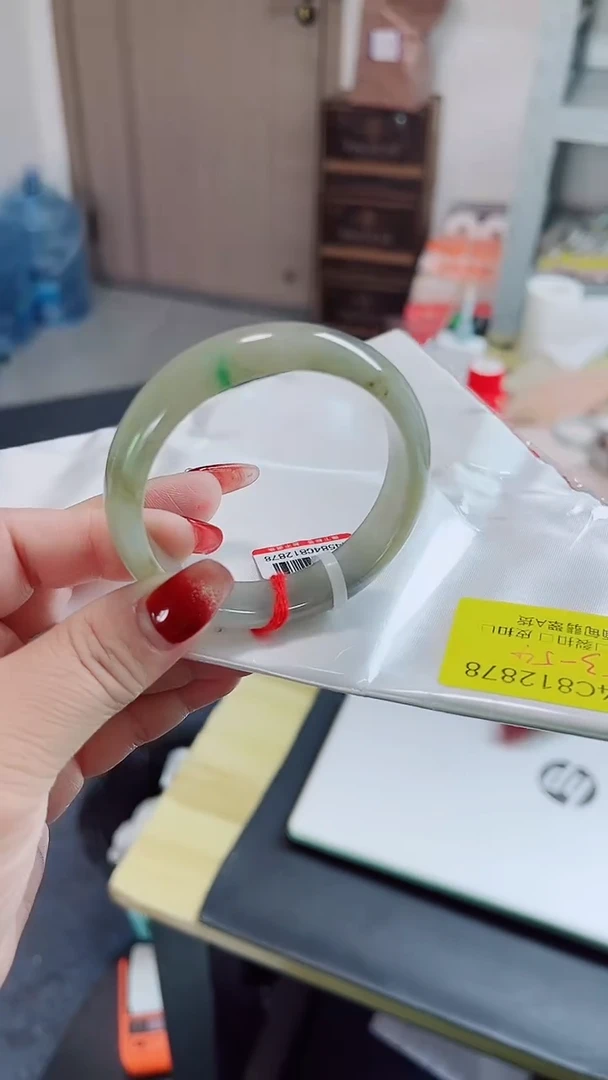 【闪购商品】翡翠手镯未镶嵌53-54/12878