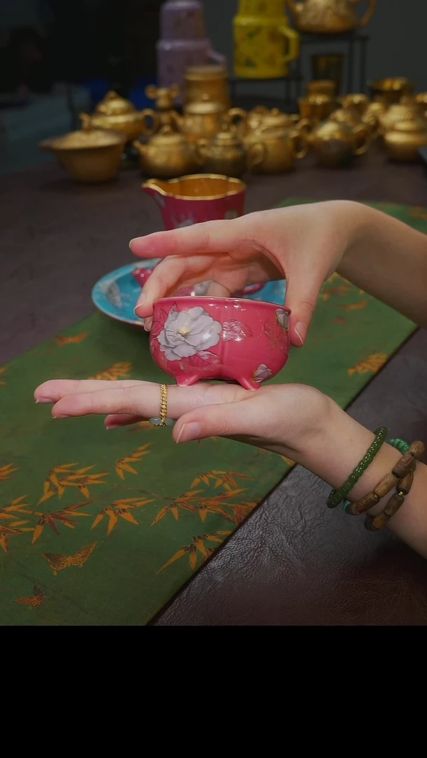 茶杯紫砂【宜景窑冰玫粉鎏金系列】屁股杯