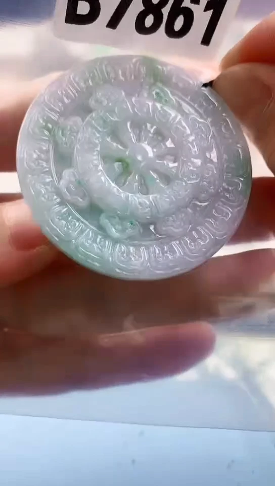翡翠未镶嵌颈饰天然翡翠吊坠挂件