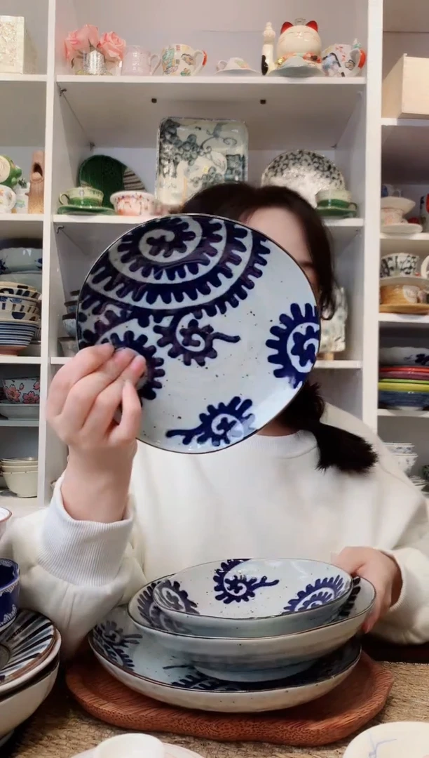 陶瓷【到手两支】章鱼唐草三角盘16.5cm