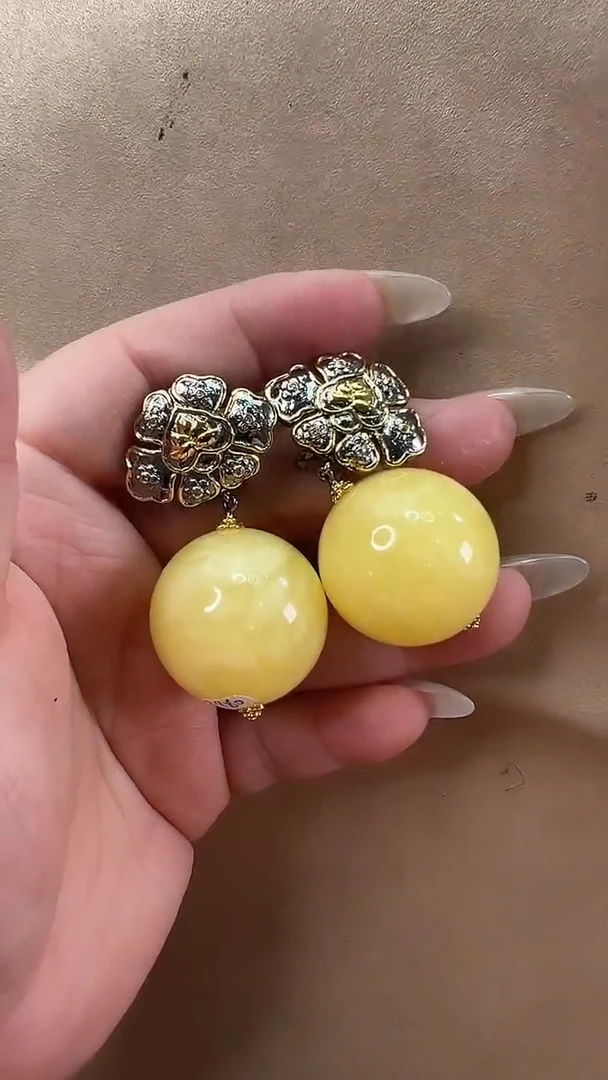 琥珀颈饰未镶嵌耳环