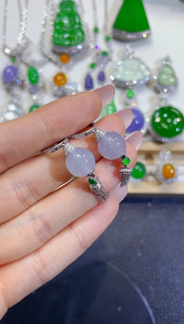 颈饰18K金镶嵌翡翠团购20