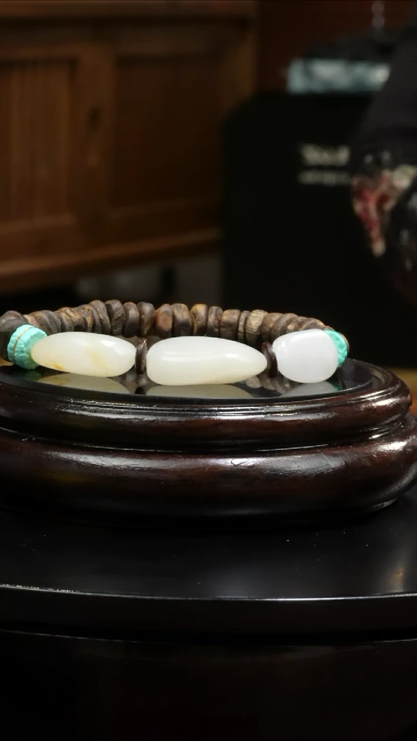 【闪购商品】和田玉吊坠(不含链)未镶嵌16.2克和田玉原石