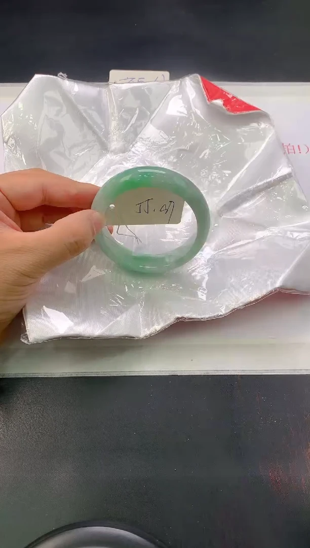 翡翠手镯未镶嵌149