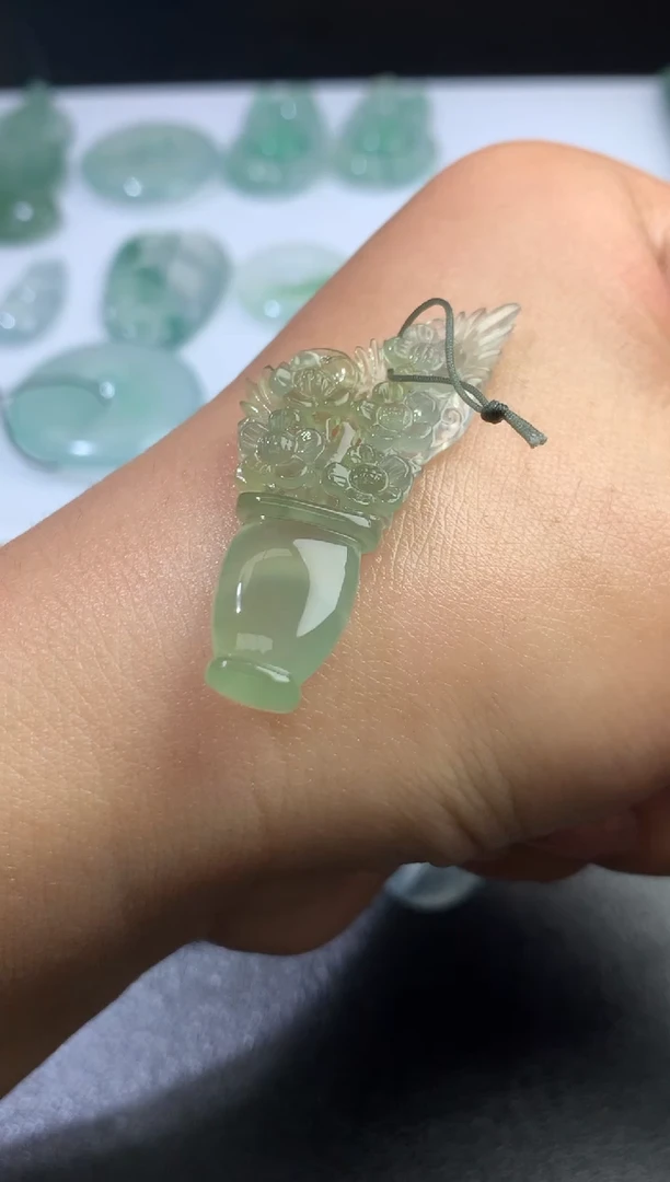 未镶嵌定制翡翠毛货