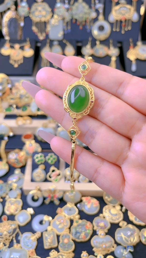 【闪购商品】和田玉手链银S925镀金镶嵌碧玉蛋面手链