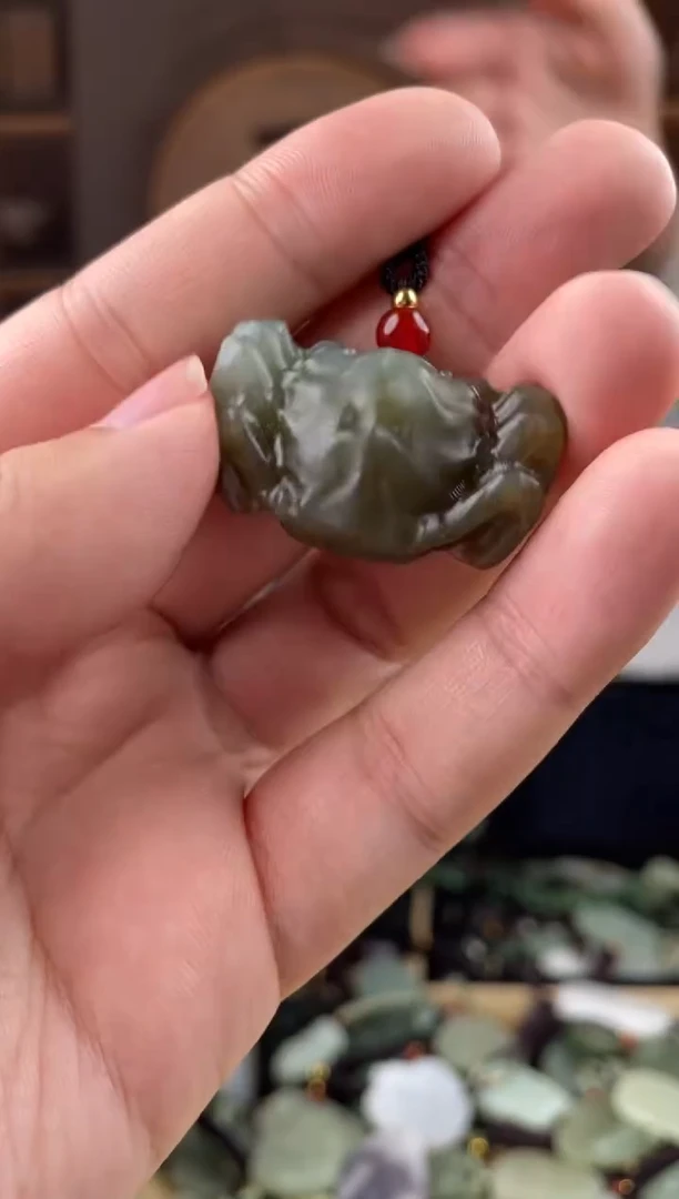 颈饰未镶嵌和田玉拍一发一，多样性发货