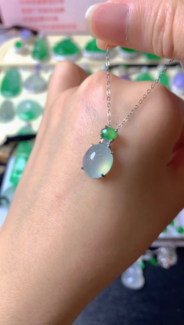 吊坠(赠链)银S925镶嵌翡翠吾***期吊坠