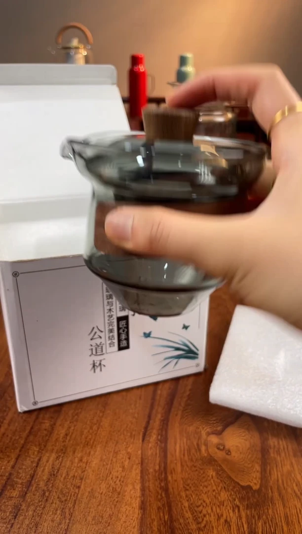 052透黑手抓盖碗     10