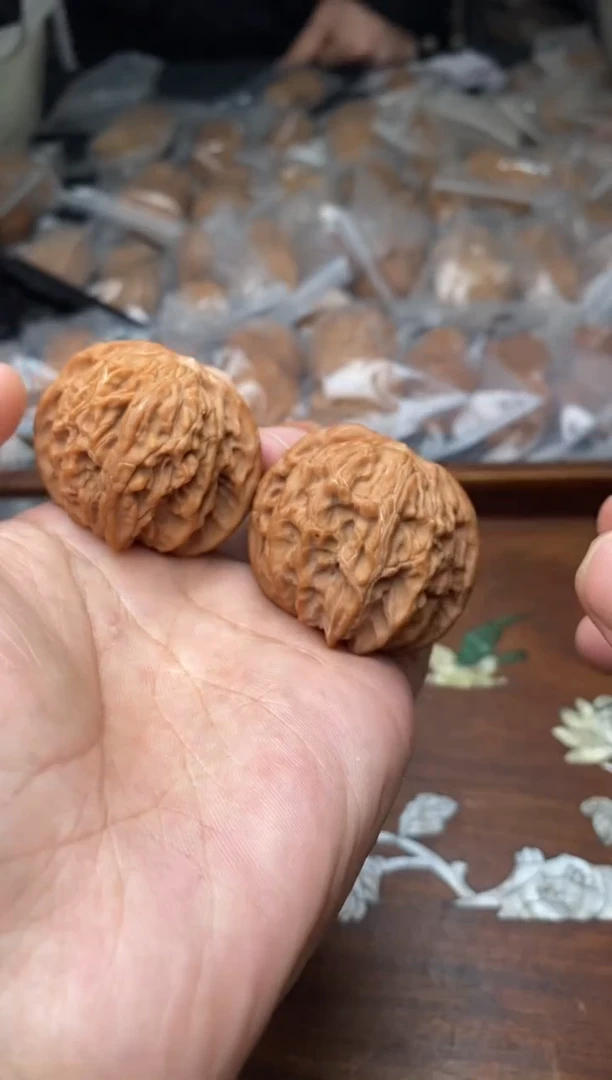 【闪购商品】文玩核桃把件A55号42尺磨盘