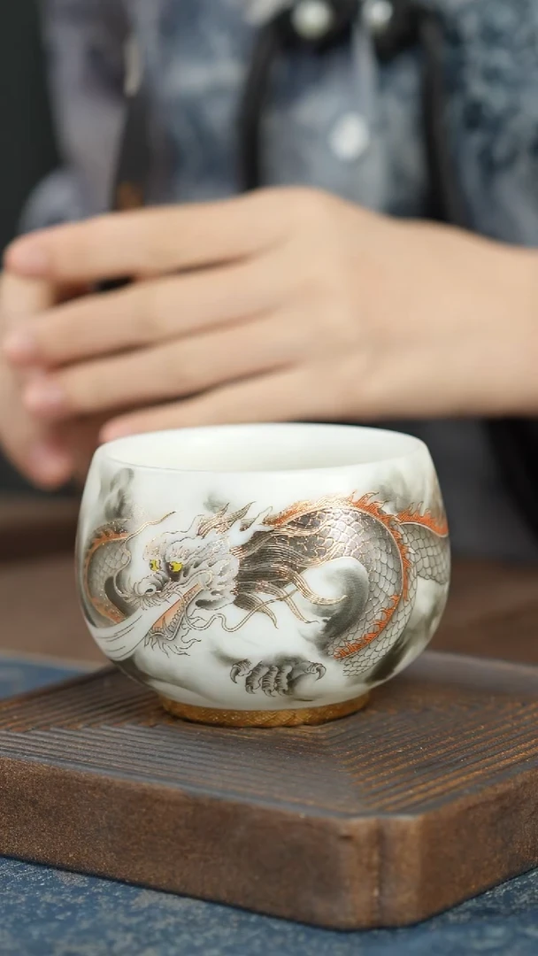 【A】【白瓷墨龙罗汉杯】【蝴蝶礼盒】