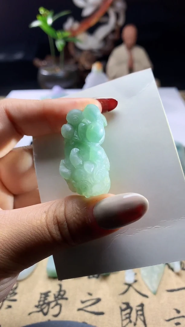 未镶嵌定制翡翠貔貅