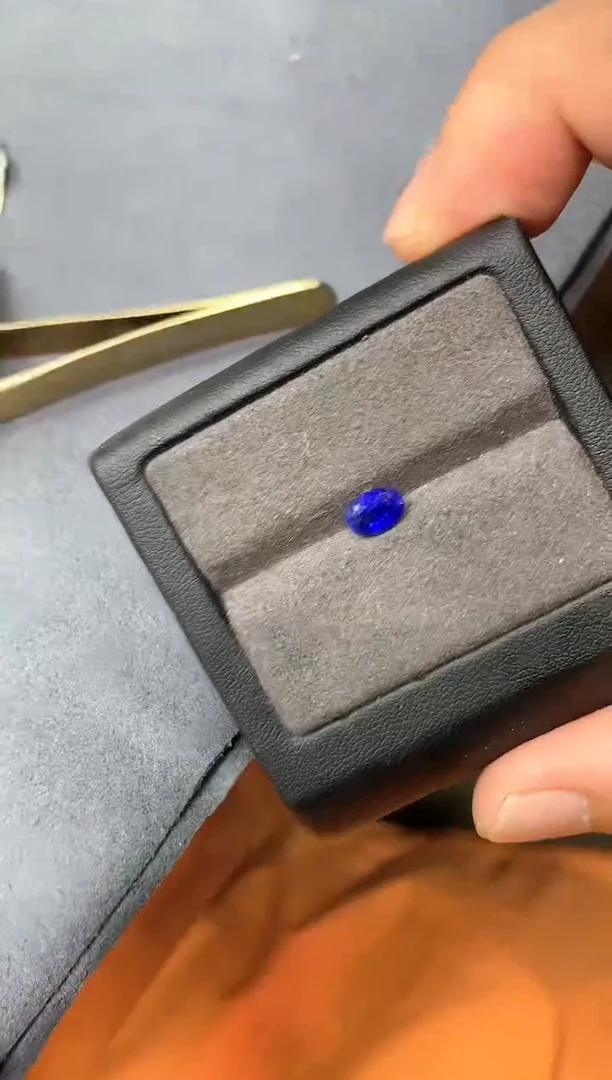 裸石蓝宝石1.2ct 30