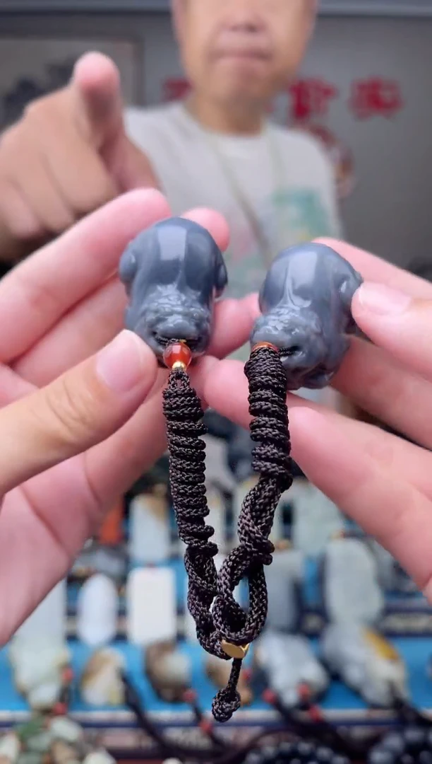 和田玉未镶嵌挂件多样性发 拍一发一