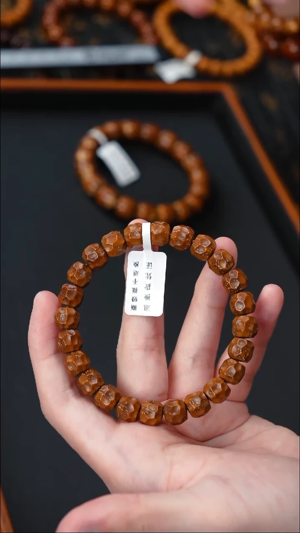 紫金鼠手串实心无相9+        10572