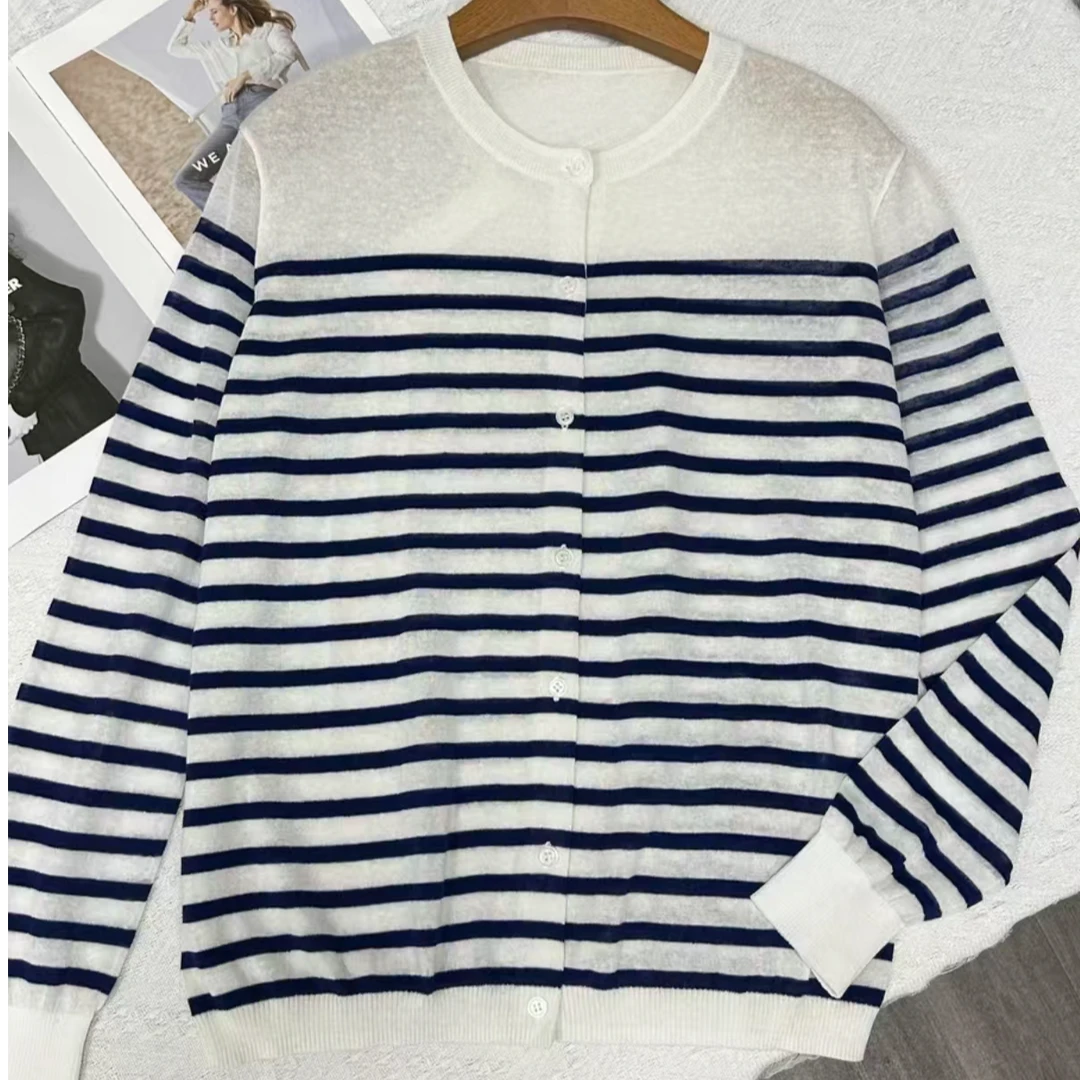 【子溪说衣】 薄款条纹纽扣通勤日常长袖上衣 HE-23C49