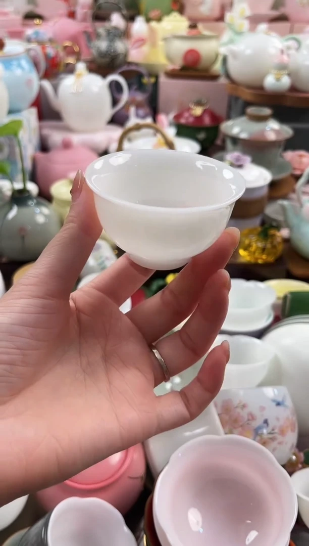 茶具：库存仅剩1件（璞玉圆口）