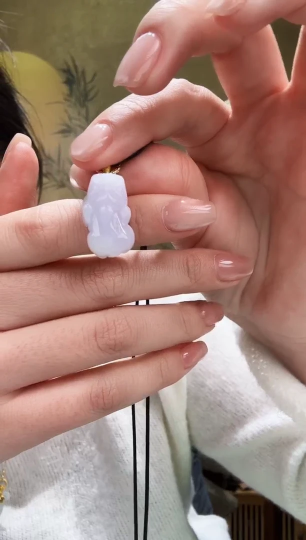 颈饰未镶嵌翡翠吊坠