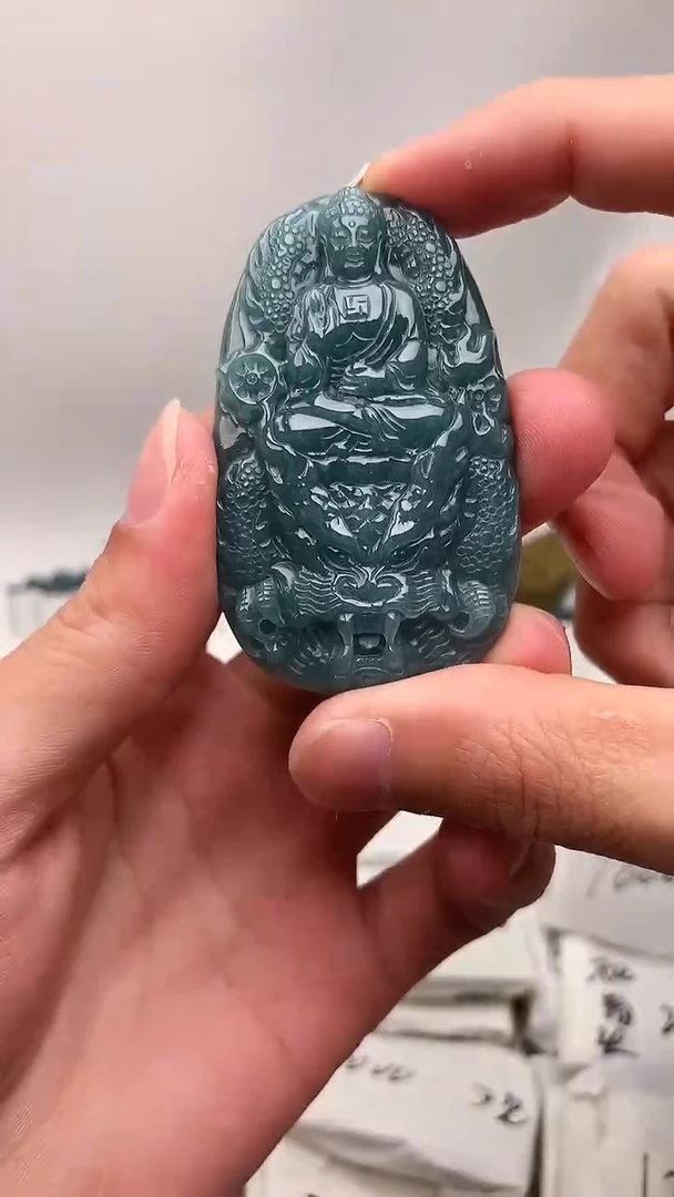 颈饰未镶嵌翡翠阿弥