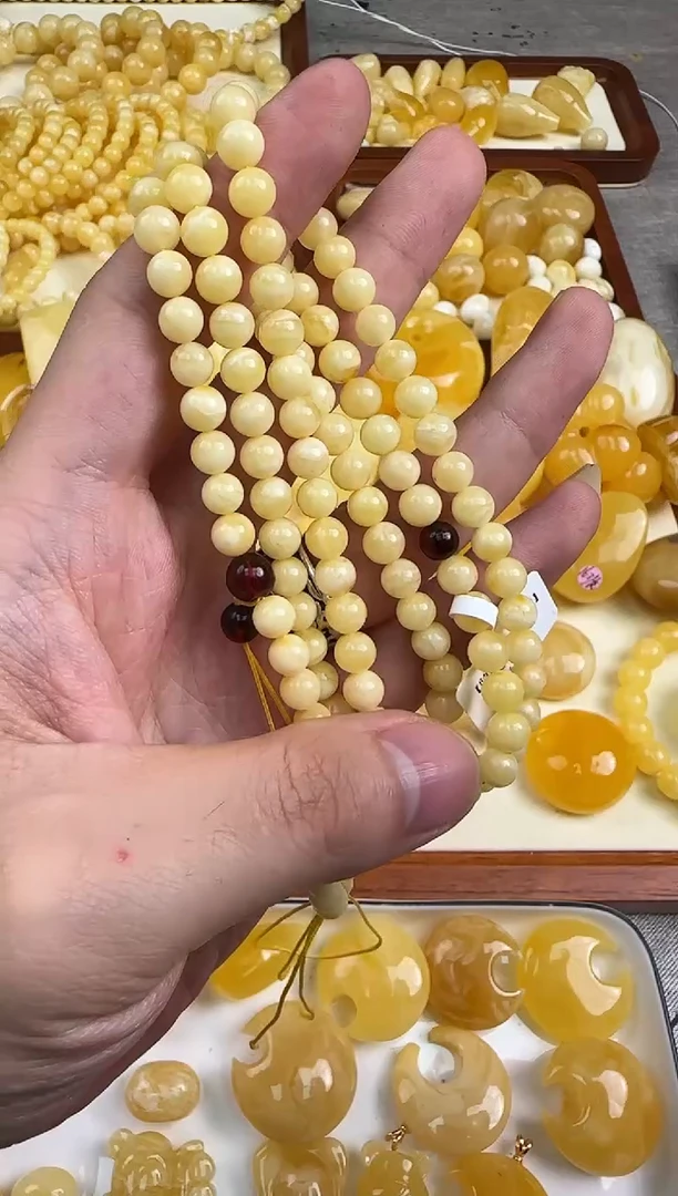 蜜蜡未镶嵌珠宝奇石蜜蜡