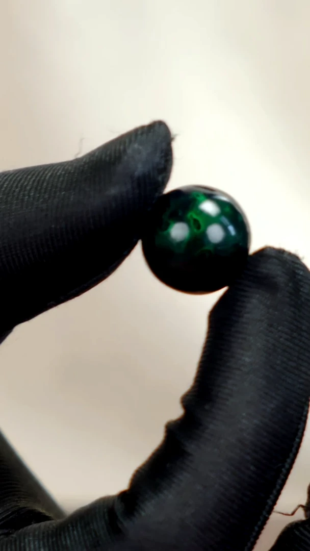 疯子大漆绿宝砂15mm