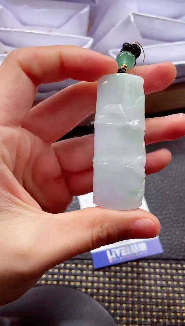 未镶嵌挂件翡翠1118888