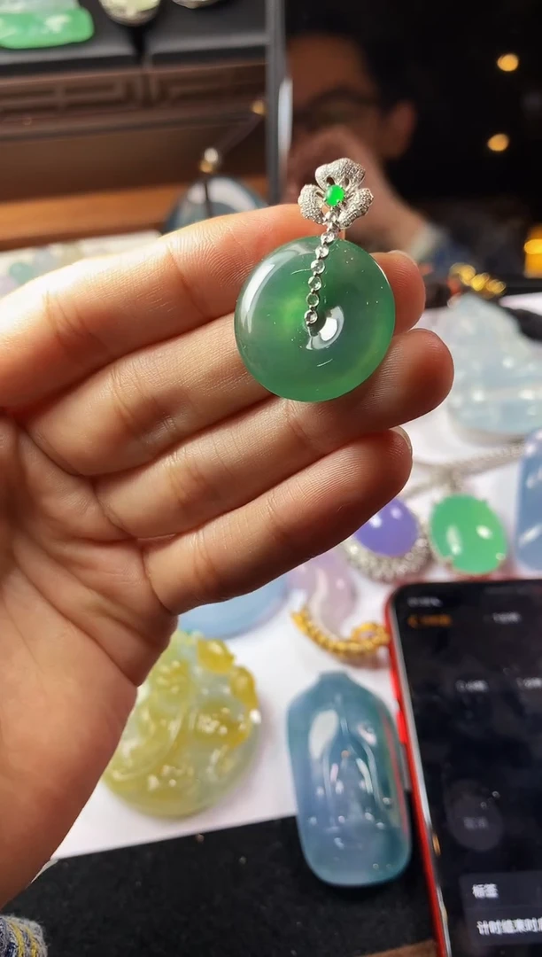 18K金镶嵌定制翡翠供**～PA-平安扣