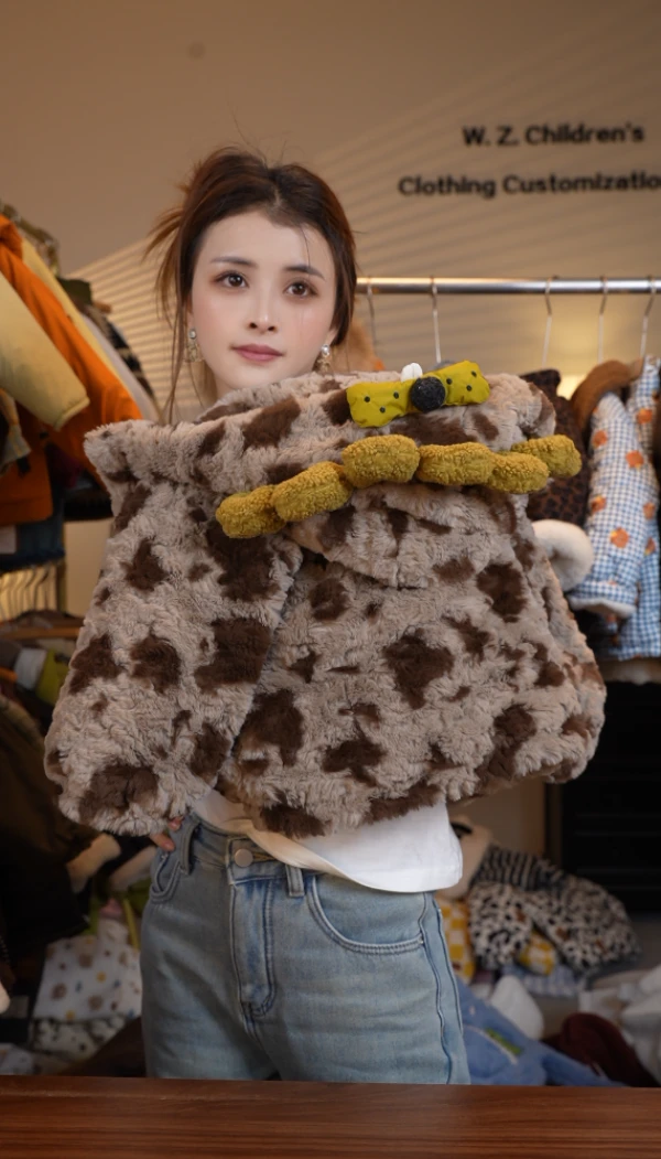 【断码无补清货】【斑点土拨鼠】毛毛衣冬款儿童外套冬季保暖加厚棉服