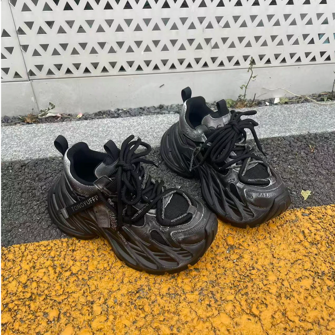 欧货复古老爹鞋擦色圆头舒适时尚休闲鞋百搭潮流厚底增高运动鞋女