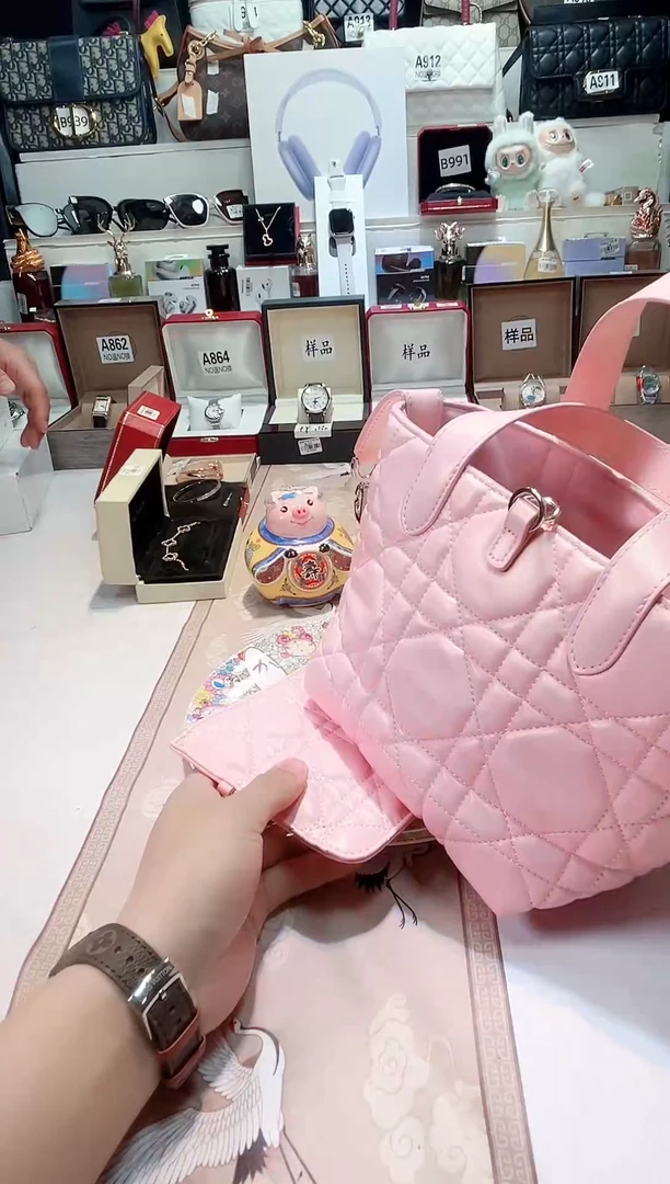 瓷片瓷器 库房到期 全部地板价@@1