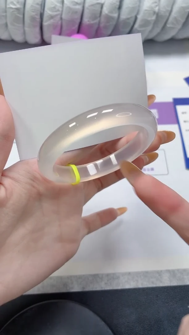 石英质玉手镯未镶嵌246-55.1极光白