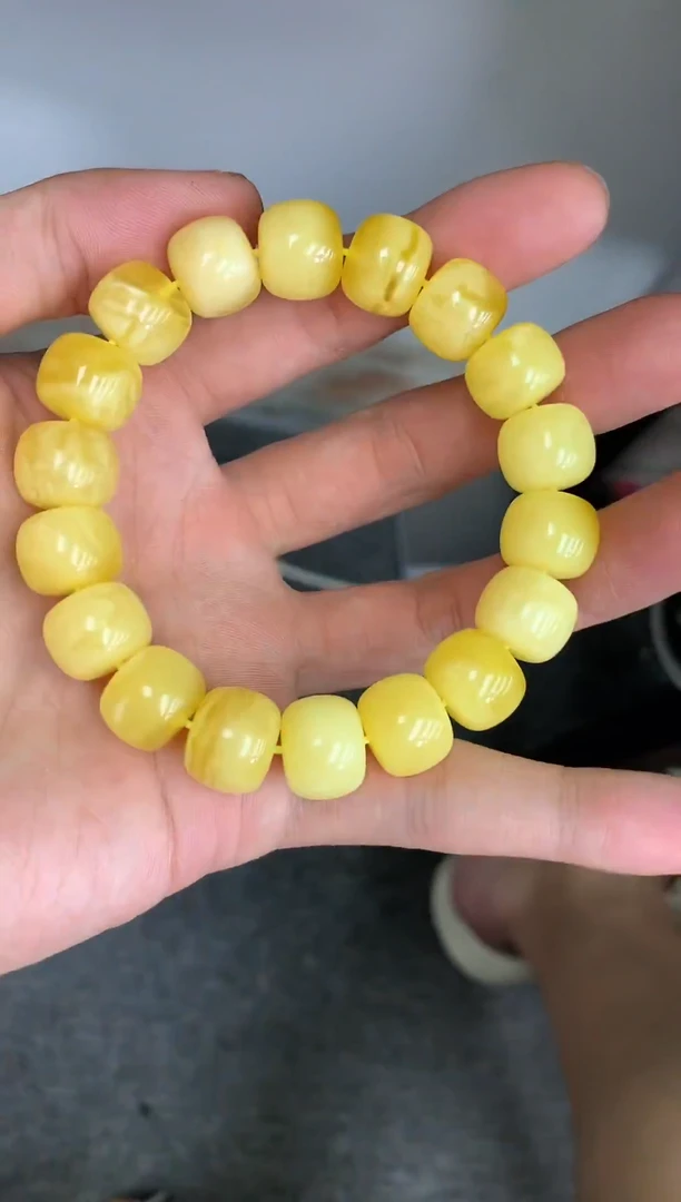 裸石琥珀未镶嵌手串