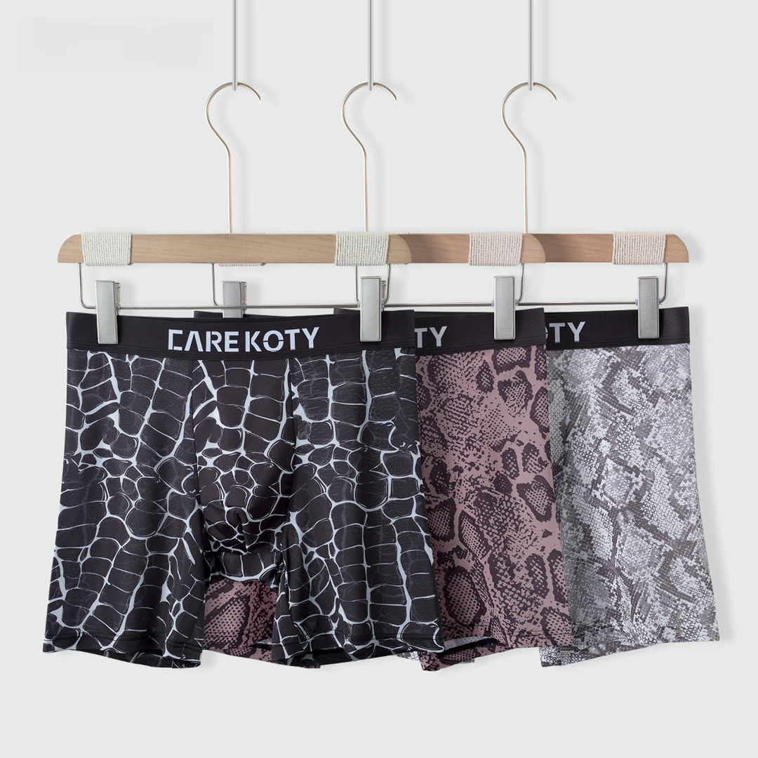 男士蛇纹防磨腿内裤痞帅男冰丝四角2025新款加长平角流行美式短裤