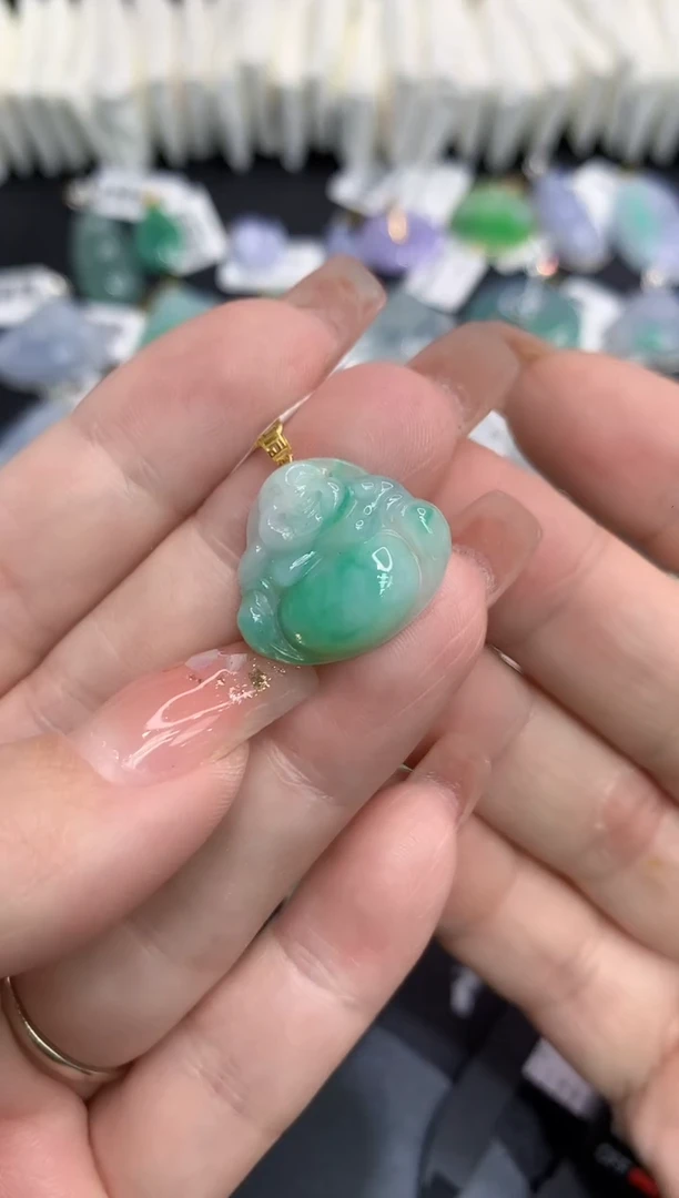吊坠(不含链)18K金镶嵌翡翠111111111111111